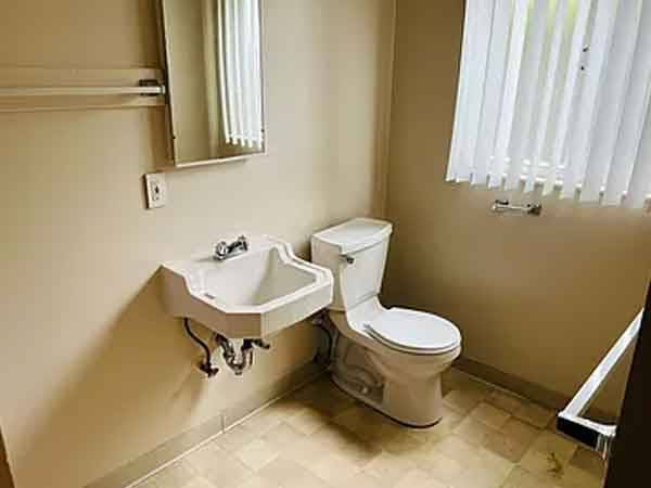 1BR/1BA Apartment · Berkeley photo 4