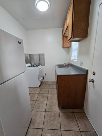 2BR/1BA Apartment · Santa Clara photo 3