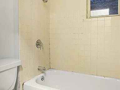 1BR/1BA Apartment on 8th Ave · Brooklyn photo 4
