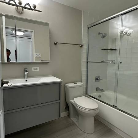 1BR/1BA Apartment · San Francisco photo 5