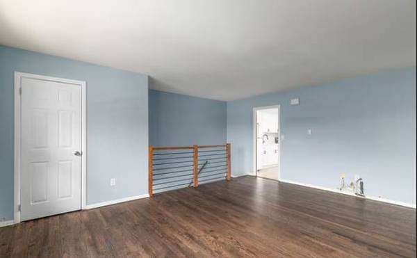 2BR/1BA Apartment · San Francisco photo 3