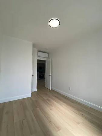 2BR/1BA Apartment · Novato photo 3