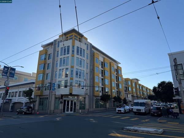 Condos on Bush Street · San Francisco photo 2