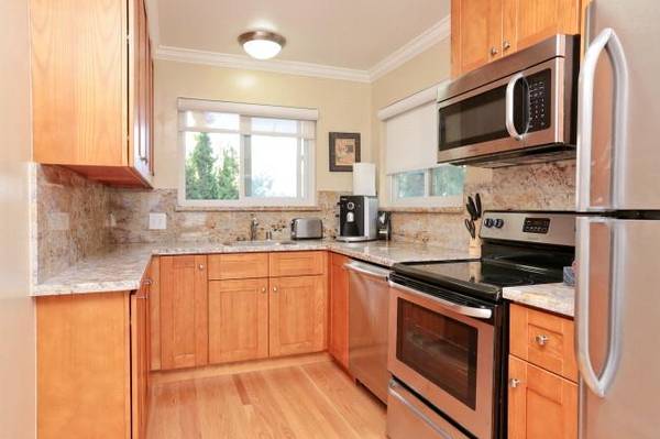 2BR/1BA Condo · Menlo Park photo 4