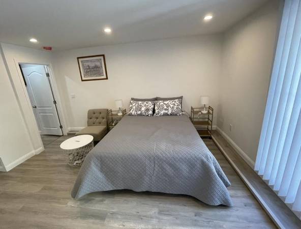 0BR/1BA Apartment · San Francisco photo 4