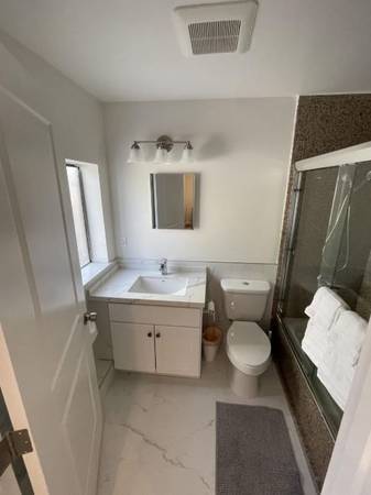 0BR/1BA Apartment · San Francisco photo 2