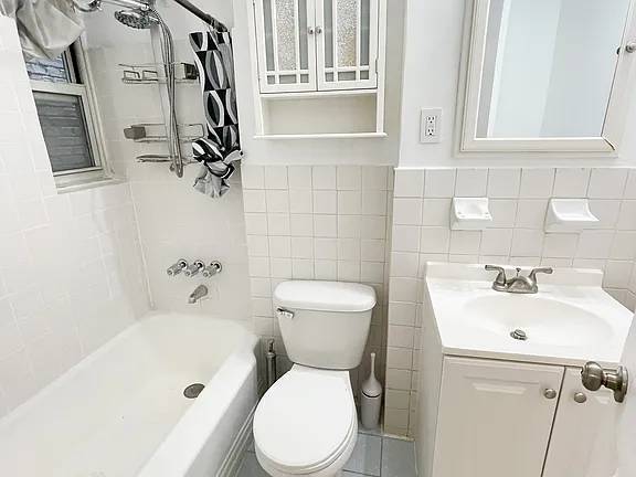 1BR/1BA Apartment · San Francisco photo 3