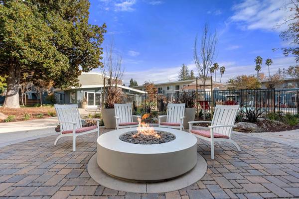 Apartments on Ygnacio Valley Rd · Walnut Creek photo 5