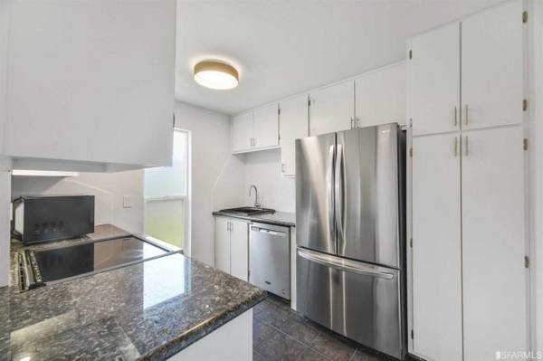 1BR/1BA Condo · Palo Alto photo 2