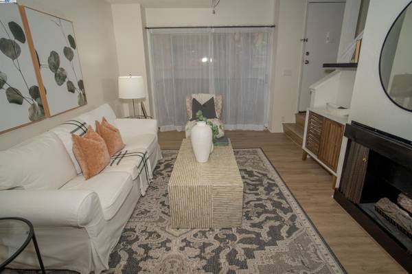 1BR/1BA Condo on Imperial Way · Daly City photo 5