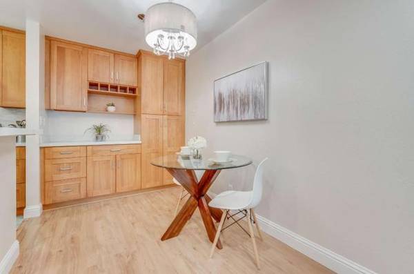 Welcome To This Bright And Well-maintained One Bed/one Bath Condo photo 3