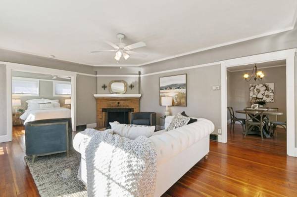 1BR/1BA Single Family House on Poplar Ave · Redwood City photo 4