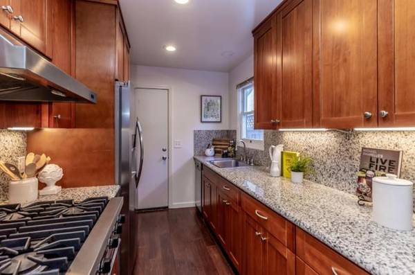 1BR/1BA Single Family House on Alexander Ave · Redwood City photo 3