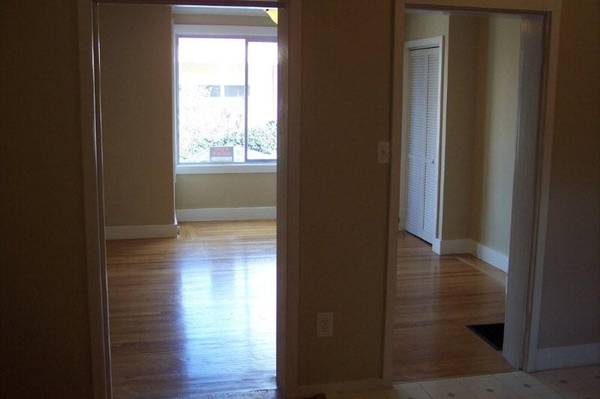 0BR/1BA Apartment · San Francisco photo 5