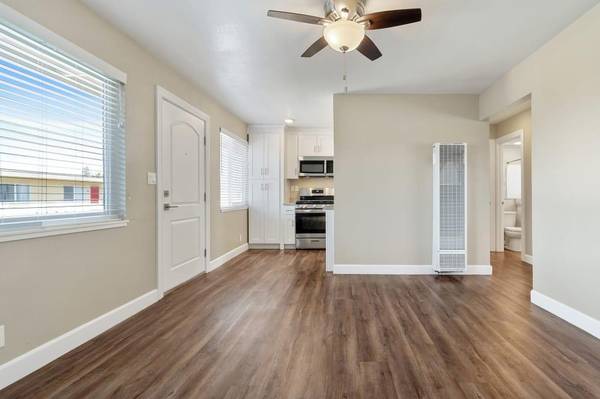 Apartments on Santa Maria Avenue · Hayward photo 4
