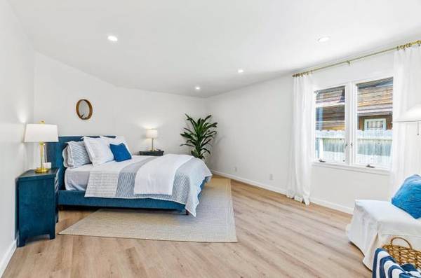 2BR/2BA Single Family House on Auburn Ave · Santa Cruz photo 2
