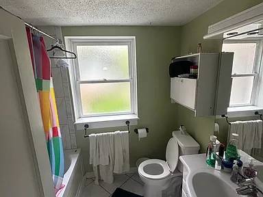 2BR/1BA Apartment · San Francisco photo 4