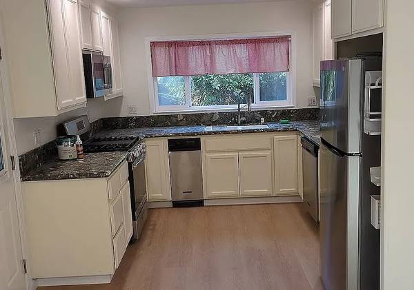 Beautifully Remodeled 3br/2.5ba End-unit Townhome In Prime Campbell Location! Move In Ready! 347 W Rincon Ave #e photo 3