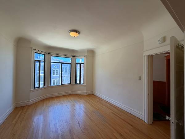 2BR/1BA Flat on Mason St · San Francisco photo 4