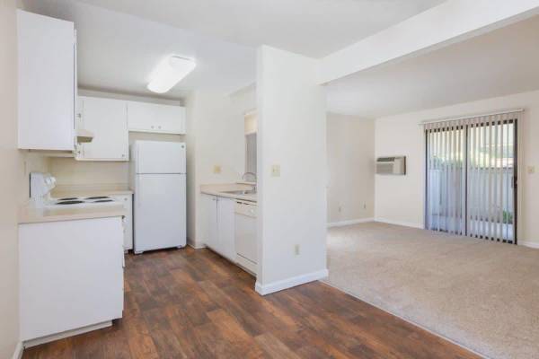 Apartments on Ryan Drive · Pleasant Hill photo 4