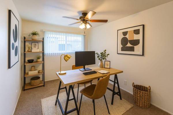 Apartments on Doolittle Dr · San Leandro photo 3