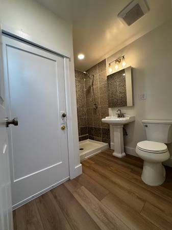 2BR/2BA Apartment · San Francisco photo 3