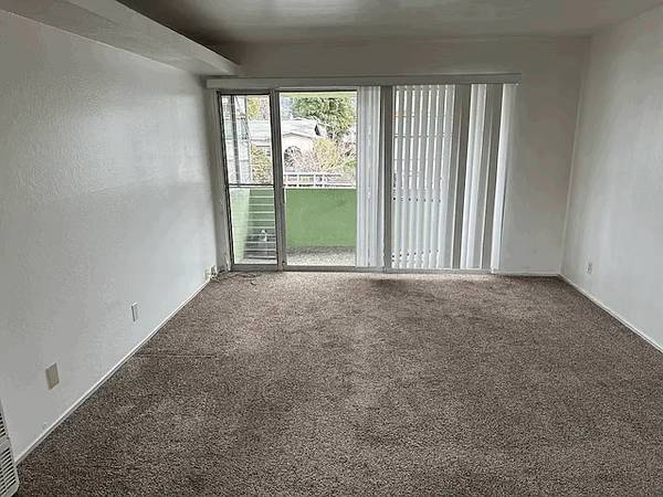 2BR/1BA Apartment on Kains Ave · Albany photo 2