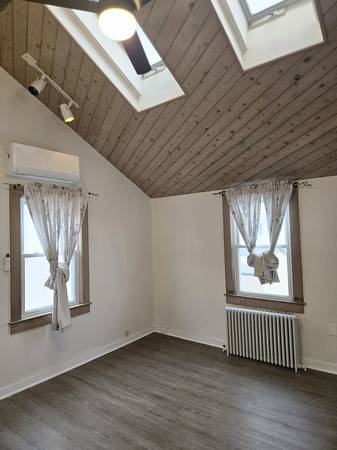 Colonial House South photo 5