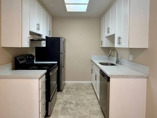 1BR/1BA Apartment on Firloch Ave · Sunnyvale photo 4