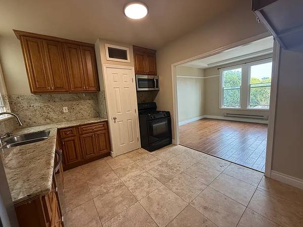 2BR/1BA Apartment · San Francisco photo 2