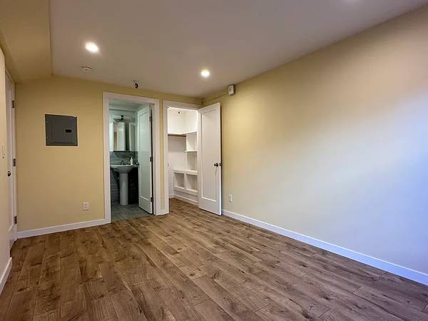 1BR/1BA Apartment · San Francisco photo 3