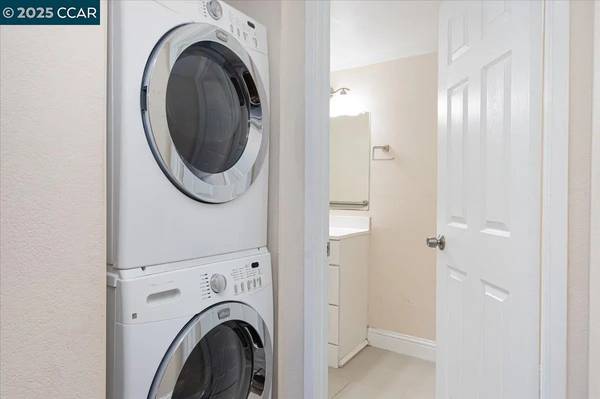 1BR/1BA Condo on Milton Ter · Union City photo 5