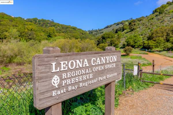 1BR/1BA Apartment on Canyon Oaks Dr · Oakland photo 2