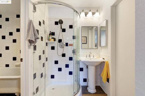 1BR/1BA Apartment on Canyon Oaks Dr · Oakland photo 5