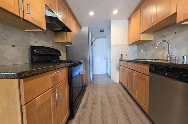 2BR/2BA Duplex · Cupertino photo 2