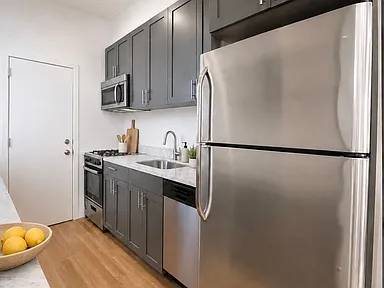 725 Leavenworth LLC photo 4