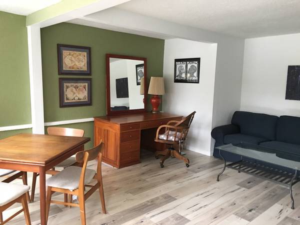 2BR/2BA Duplex on Logan St. · Santa Cruz photo 4