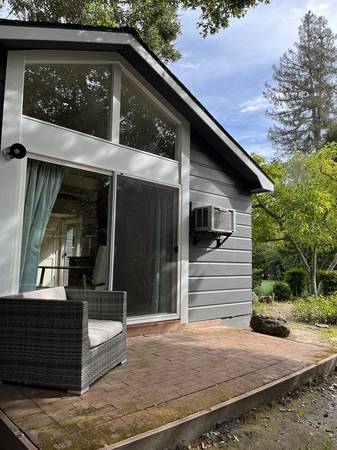 Very Charming, Updated 2 Bd/1 Ba, 1178 Sf Single-family House In Lafayette Available May 15th For Lease! photo 5