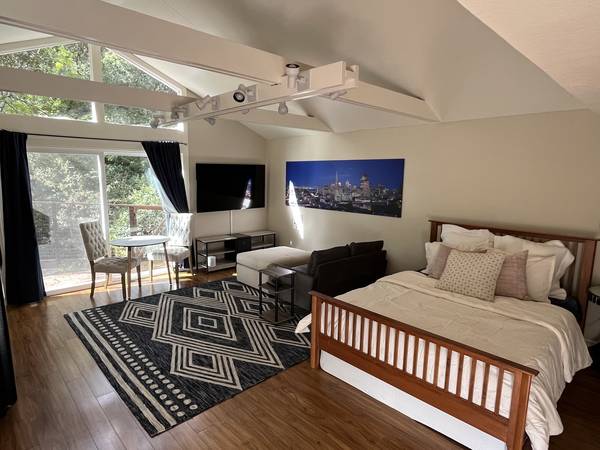 Very Charming, Updated 2 Bd/1 Ba, 1178 Sf Single-family House In Lafayette Available May 15th For Lease! photo 2
