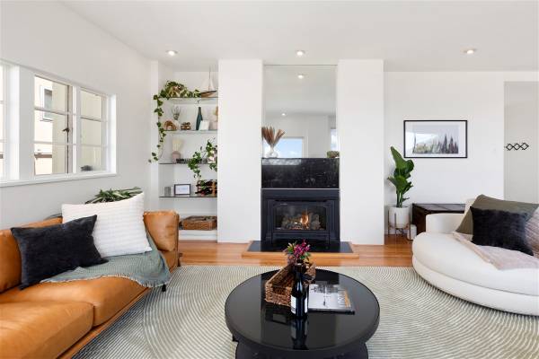 180 St Germain Ave San Francisco, CA 94114 photo 5