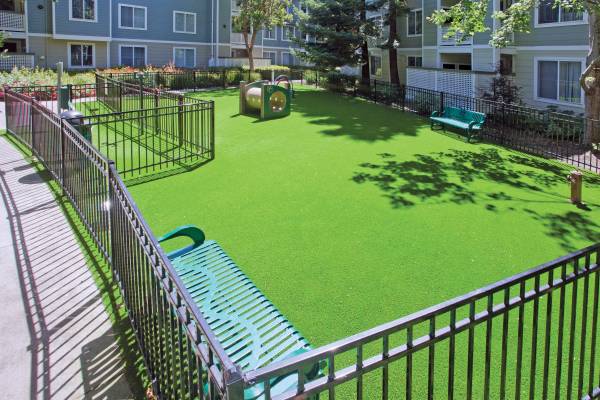 2BR/2BA Apartment · Hayward photo 4