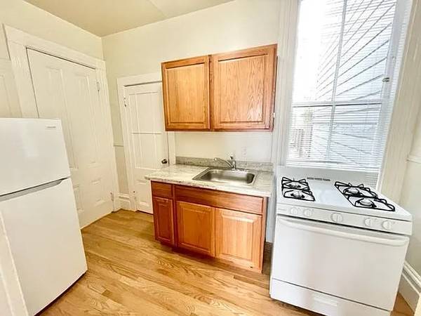 1BR/1BA Apartment on Sutter St · San Francisco photo 5