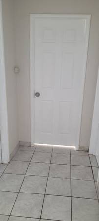 Houses on Robin Lane Apartment B · Concord photo 4