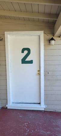 Houses on Robin Lane Apartment B · Concord photo 5