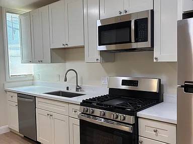 2BR/2BA Apartment · San Francisco photo 3