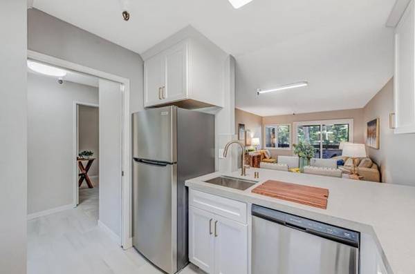 Condos on Alberto Way · Los Gatos photo 4