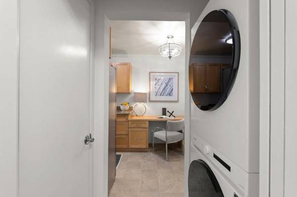 Condos on Beach Park Blvd. · San Mateo photo 3