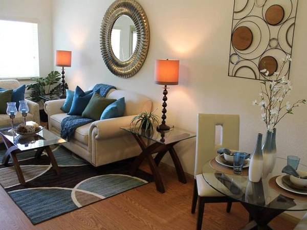 Apartments on Barrett Avenue · Morgan Hill photo 2