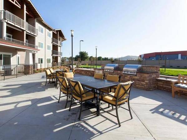 Apartments on Barrett Avenue · Morgan Hill photo 4