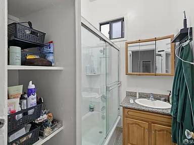 2BR/1BA Apartment · San Francisco photo 4